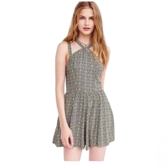 Urban outfitters cute brown pattern romper - Picture 1 of 9